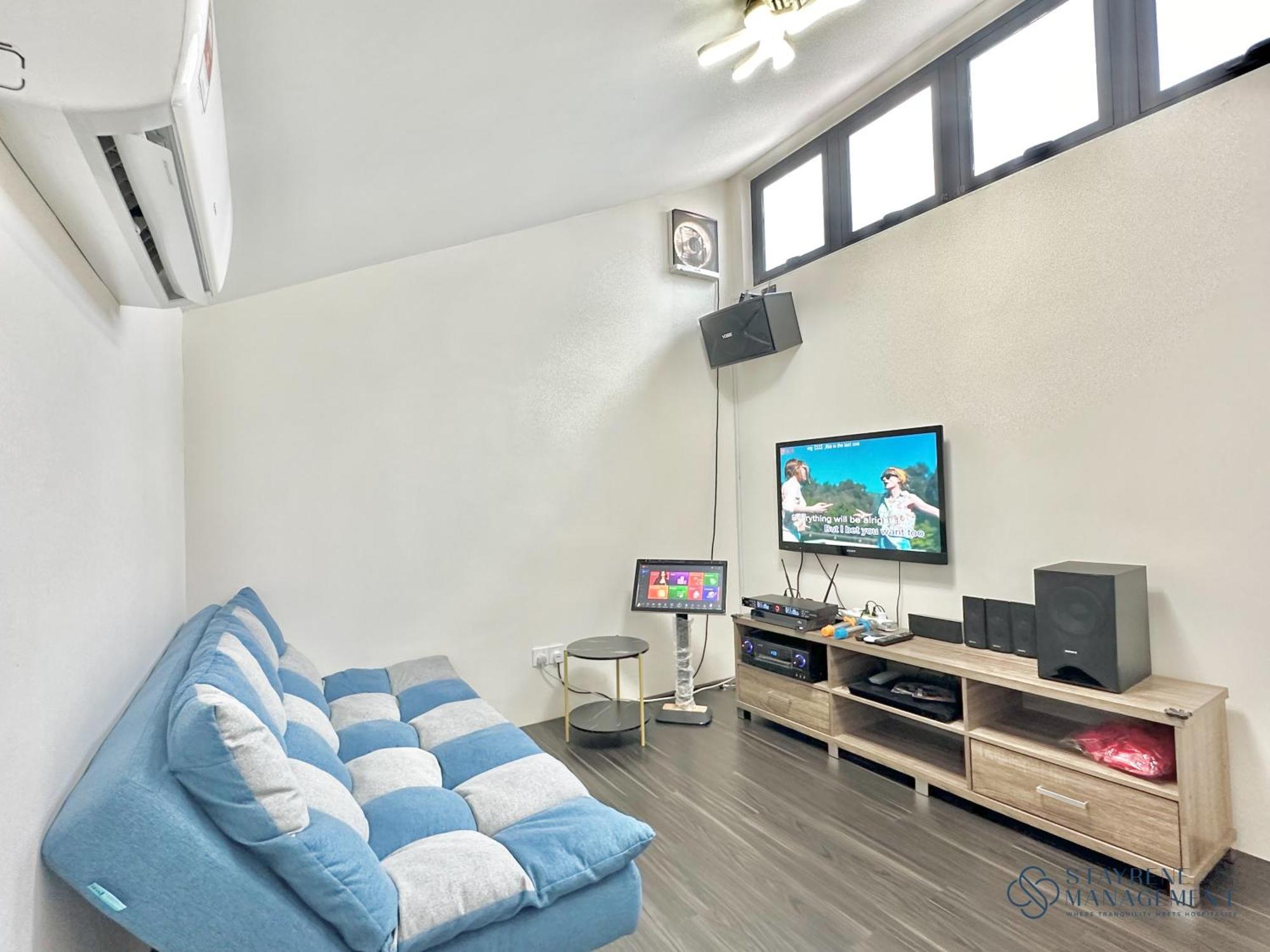 Holiday home Landed Austin 11 Pax Ktv Mahjong Bbq Glenmarie By Stayrene