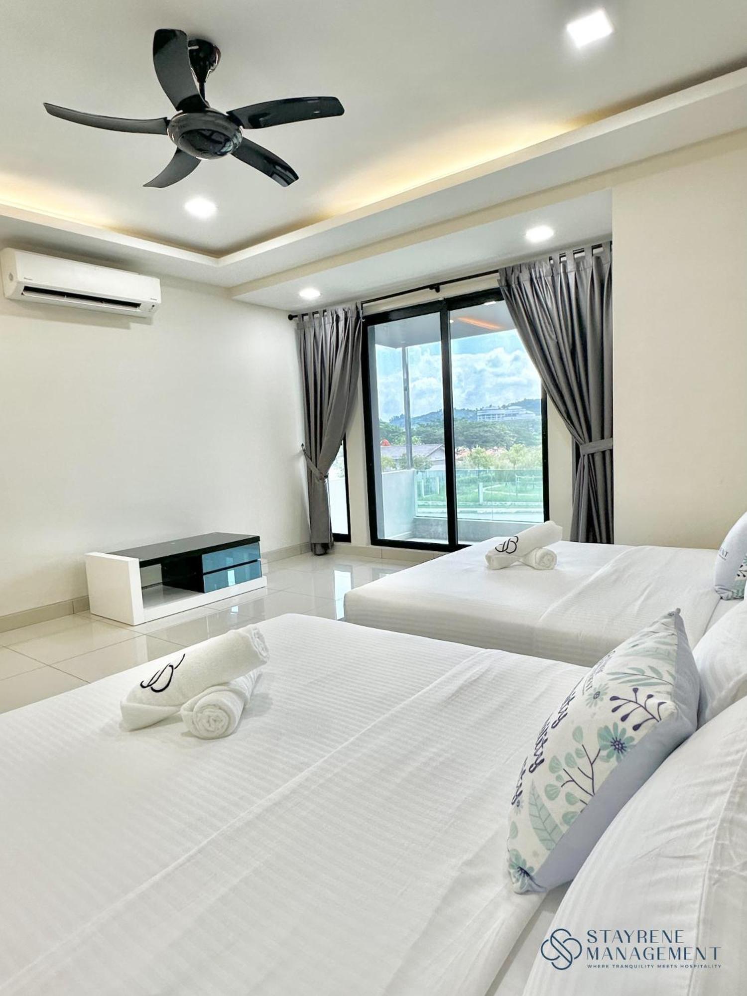 Holiday home Landed Austin 11 Pax Ktv Mahjong Bbq Glenmarie By Stayrene